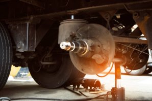 How Trailer Mechanics Fix Common Suspension Problems Fast