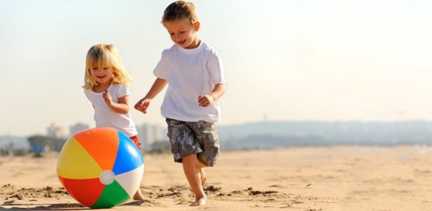 15 Cool Ways Kids Can Enjoy the Beach