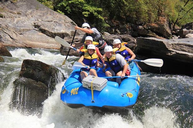 Dive in! 6 Amazing Water Activities That Are a Must Try