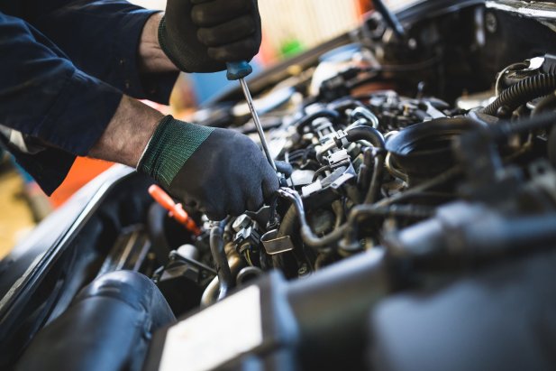 From Oil to Brakes: What Auto Maintenance Services Should Include