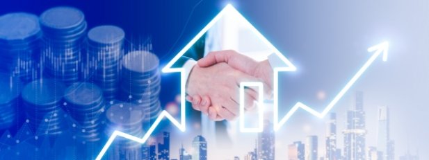 How a Real Estate Agent Prices Your Home Without Underselling It?