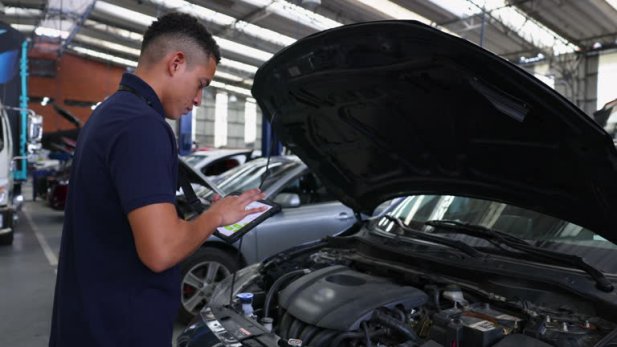 Can Mobile Auto Services Handle Electric and Hybrid Cars?