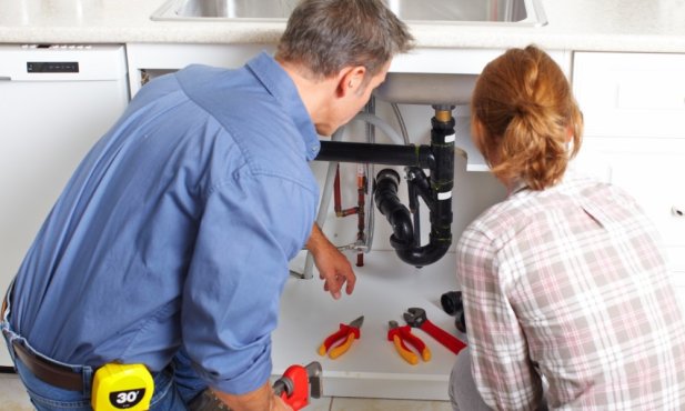 Why Emergency Plumbing Services Are Surging in 2025