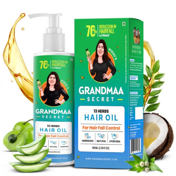 How 13 Herbs Hair Oil Helps Reduce Dandruff and Itchy Scalp