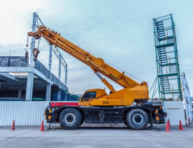 8 Best Crane Rental Tips to Avoid Costly Delays